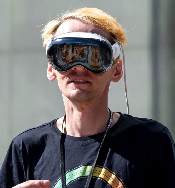 Apple halts Vision Pro 2 headset production, eyes budget-friendly AR launch