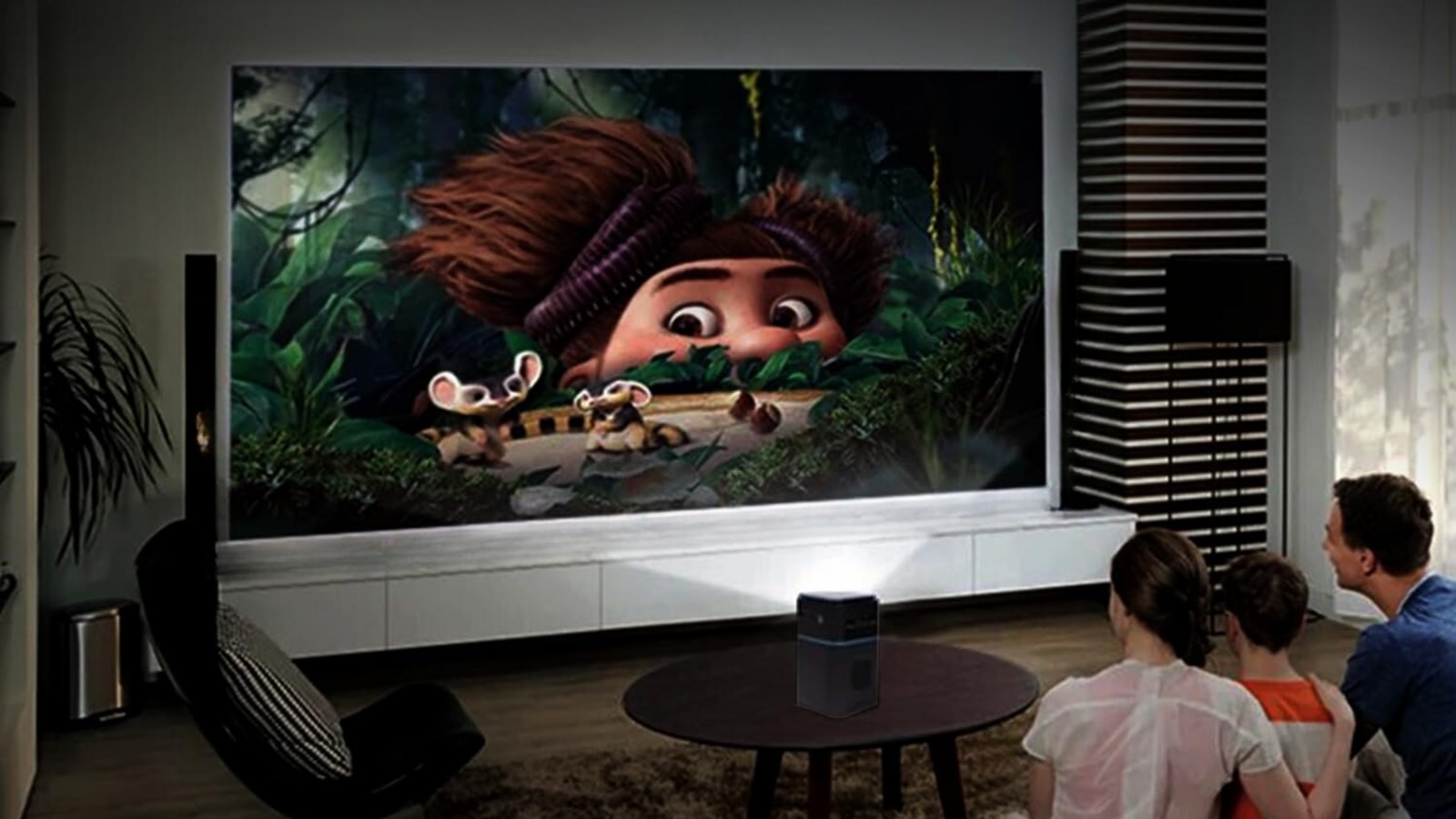 Comprehensive buying guide for projectors: Keep these things in mind before replacing your TV
