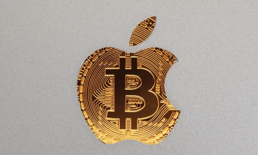 Is Apple Buying Bitcoin? Michael Saylor Sparks Speculations With Cryptic Post