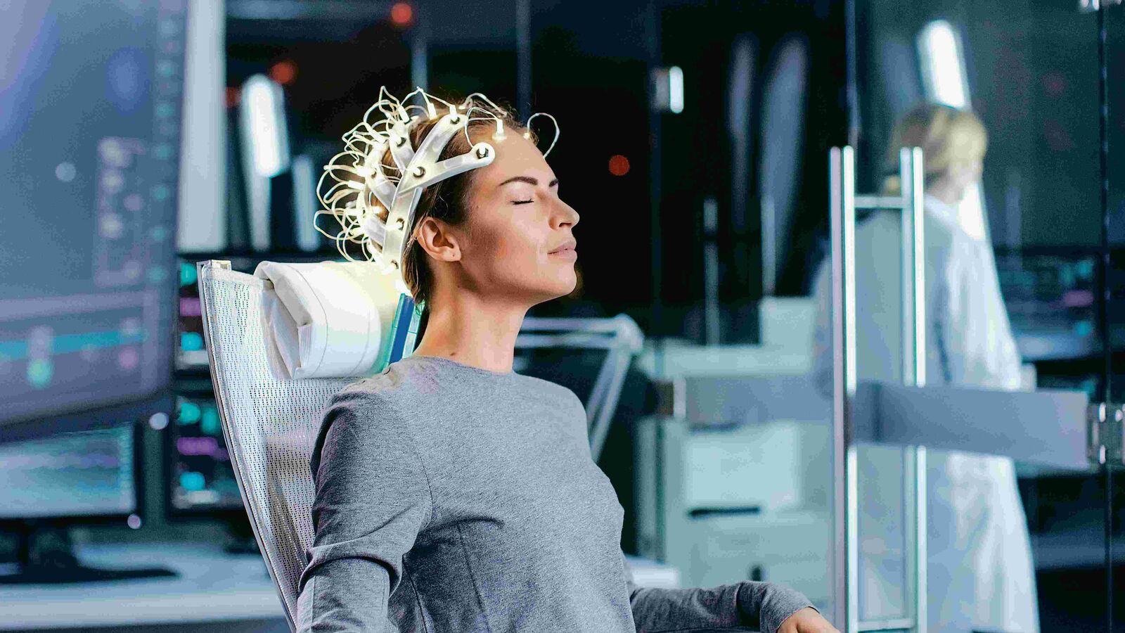 Mint Primer: Will XR glasses, Neuralinks kill smartphones?