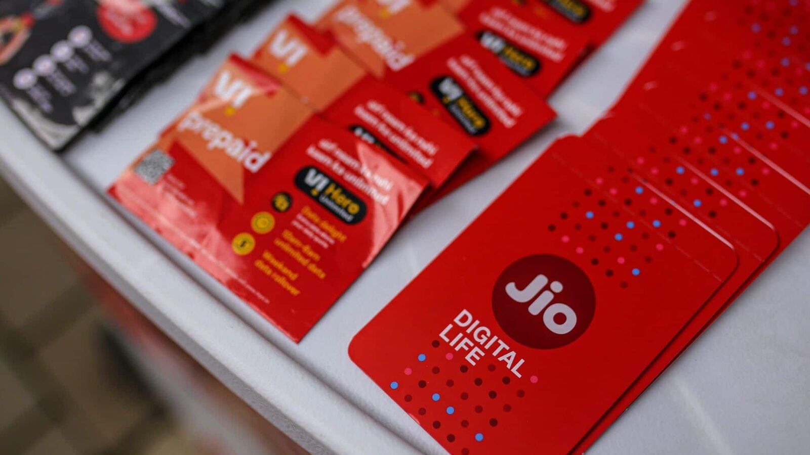 Reliance Jio rolls out New Unlimited 5G data plans from 3 July: Prices, validity, data and more