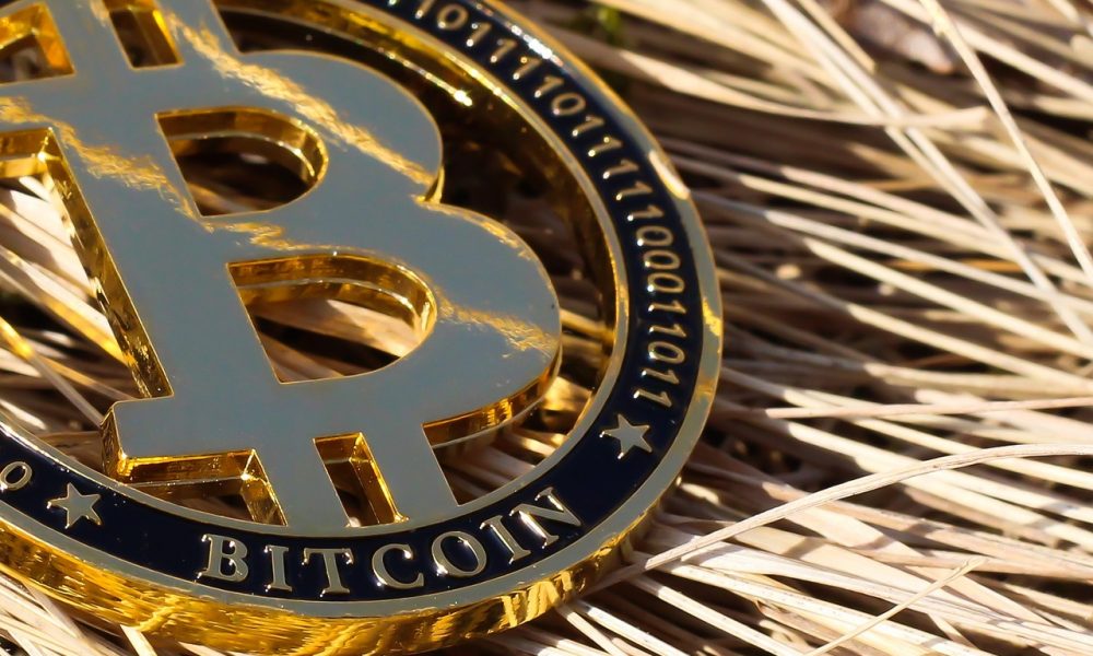 Bitcoin Supply Drop Signals Bullish Price Movement, Analyst Says