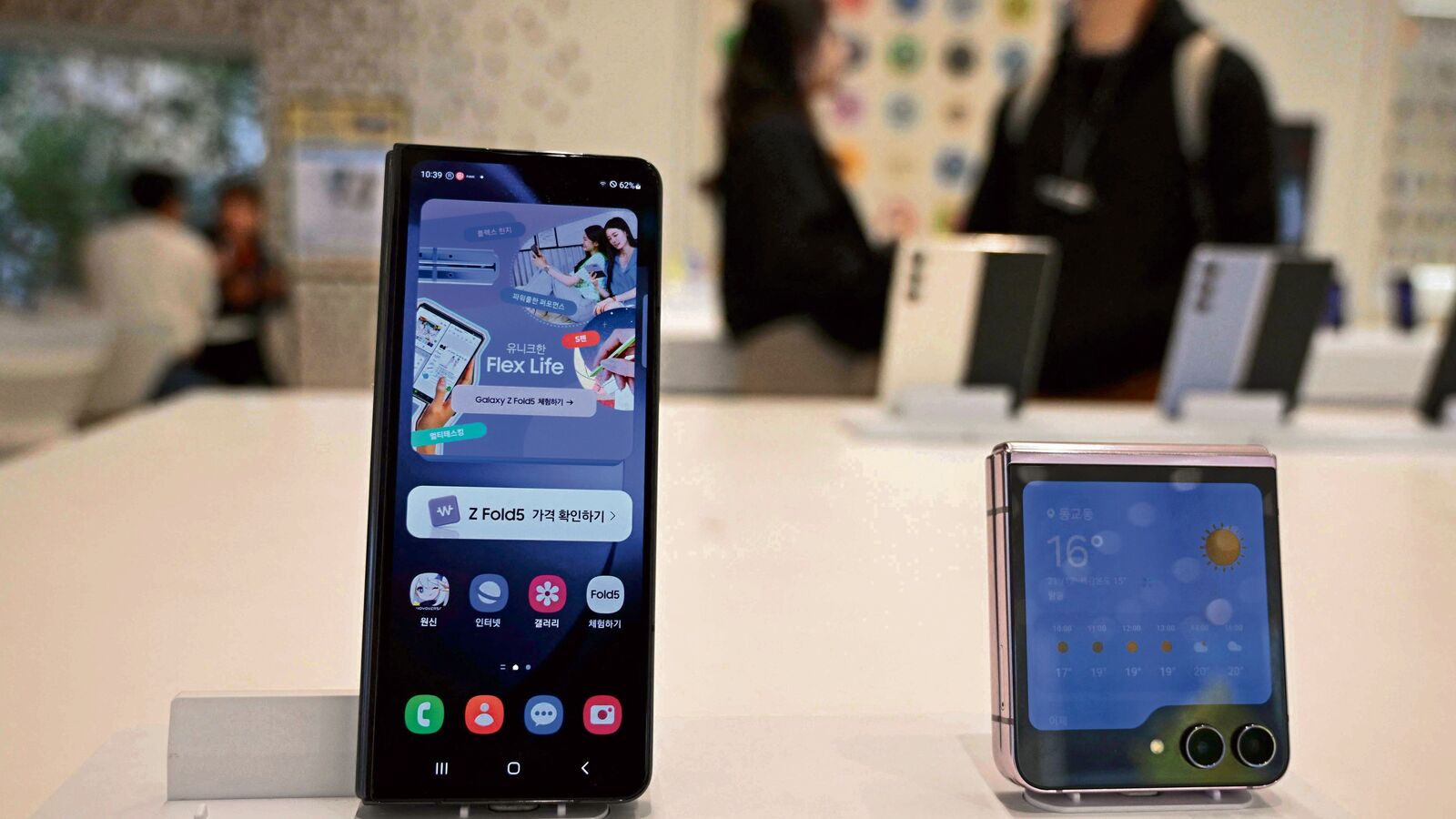 Mint Primer | Foldable phones: Why haven’t they taken off?