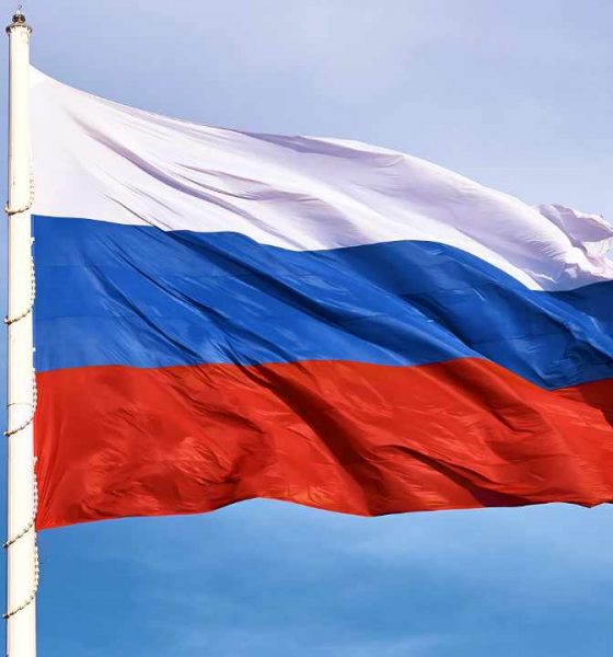 Russia Considers Allowing Cryptocurrency Trading for Select Investors on Moscow Exchange
