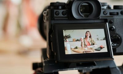 Unleash your inner creator: A definitive guide for choosing the perfect vlogging camera