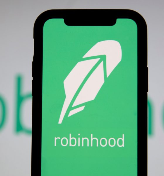 Robinhood, Revolut Do Not Confirm, Deny Report of Stablecoins