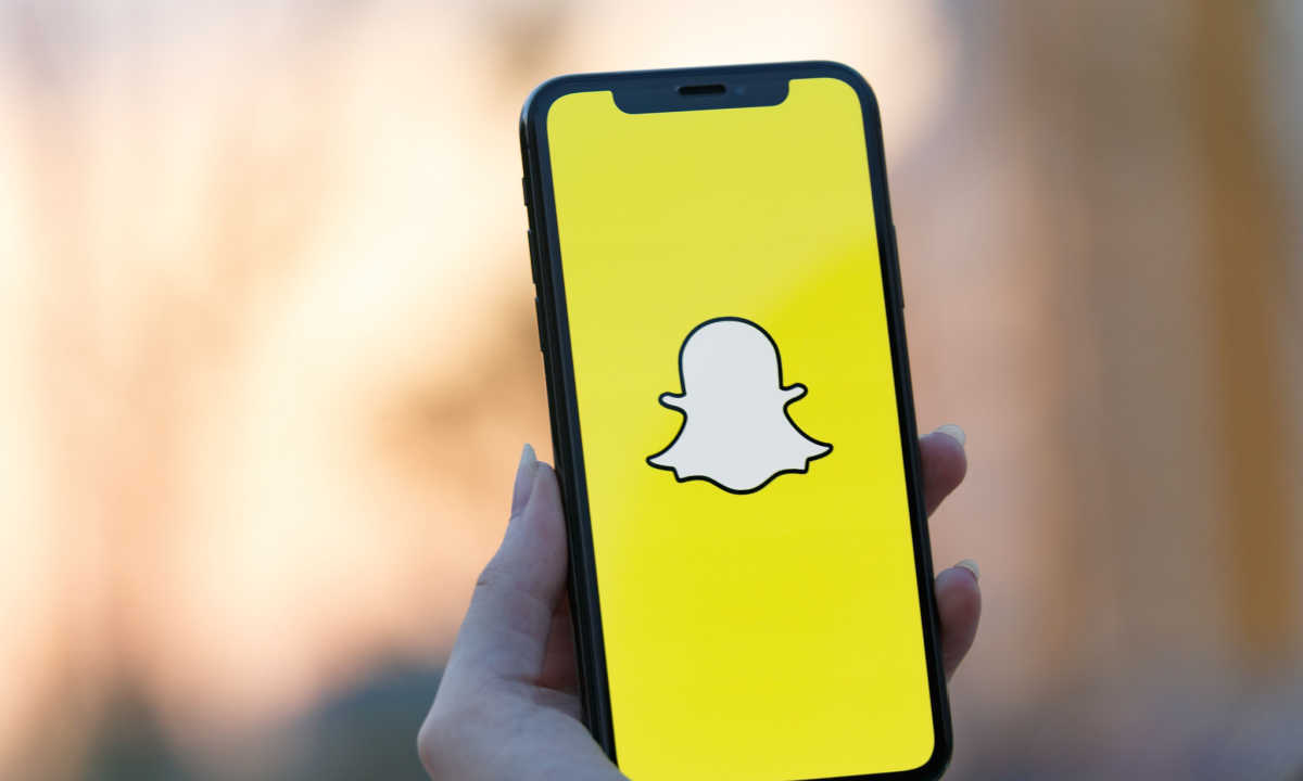 Snapchat Boosts Engagement With New Tools, AR Upgrades, More