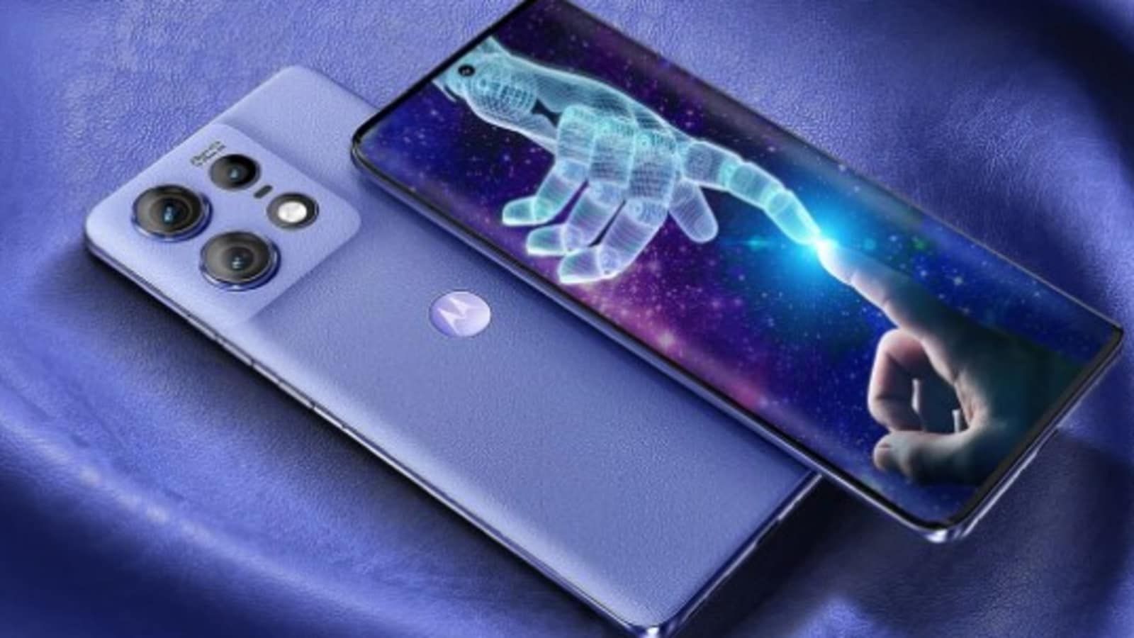 Motorola Edge 50 Pro goes below ₹30,000 during Flipkart Big Billion Days sale. Should you buy?