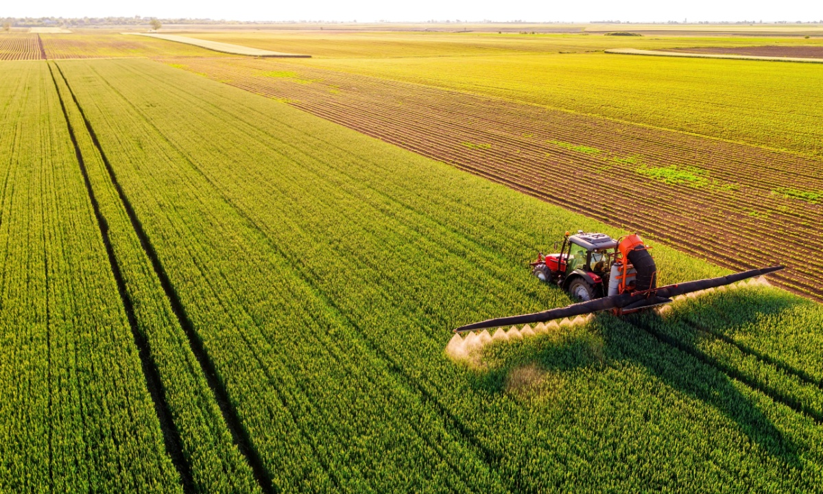 Autonomous Machinery Cultivates Future of Farming, Industry
