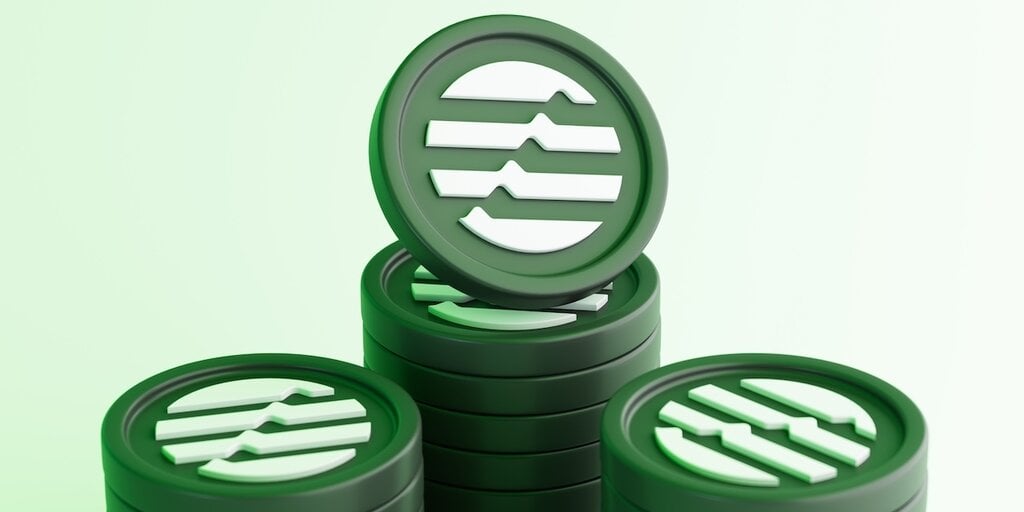 Aptos Price Climbs Even as Bitcoin and Ethereum Remain Sharply Down