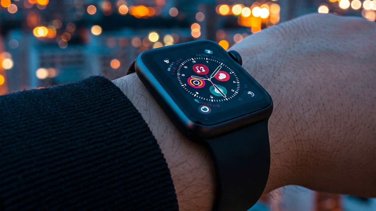 Apple watches starting at ₹20000: Grab the best selling models with exclusive discounts
