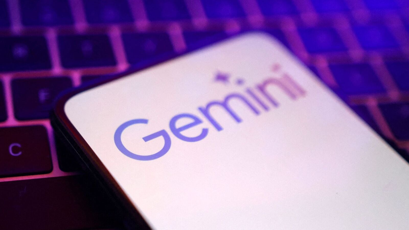 Google Assistant to shut down soon, Gemini ready to take control of your phone