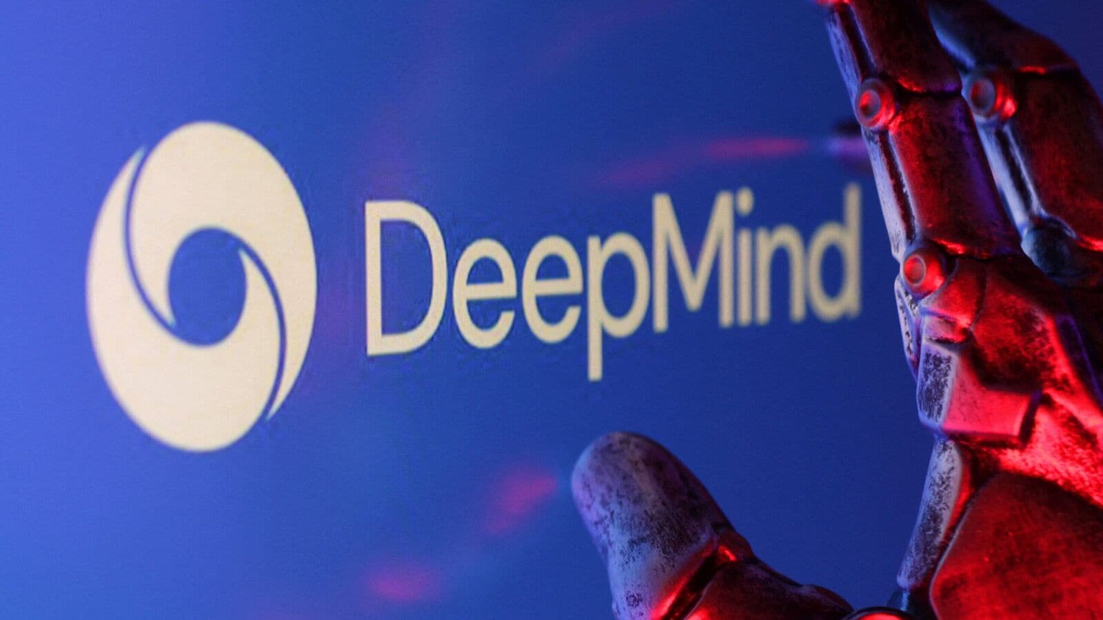 AI Wars: Google is giving DeepMind staff year-long paid break to stop them from joining rivals