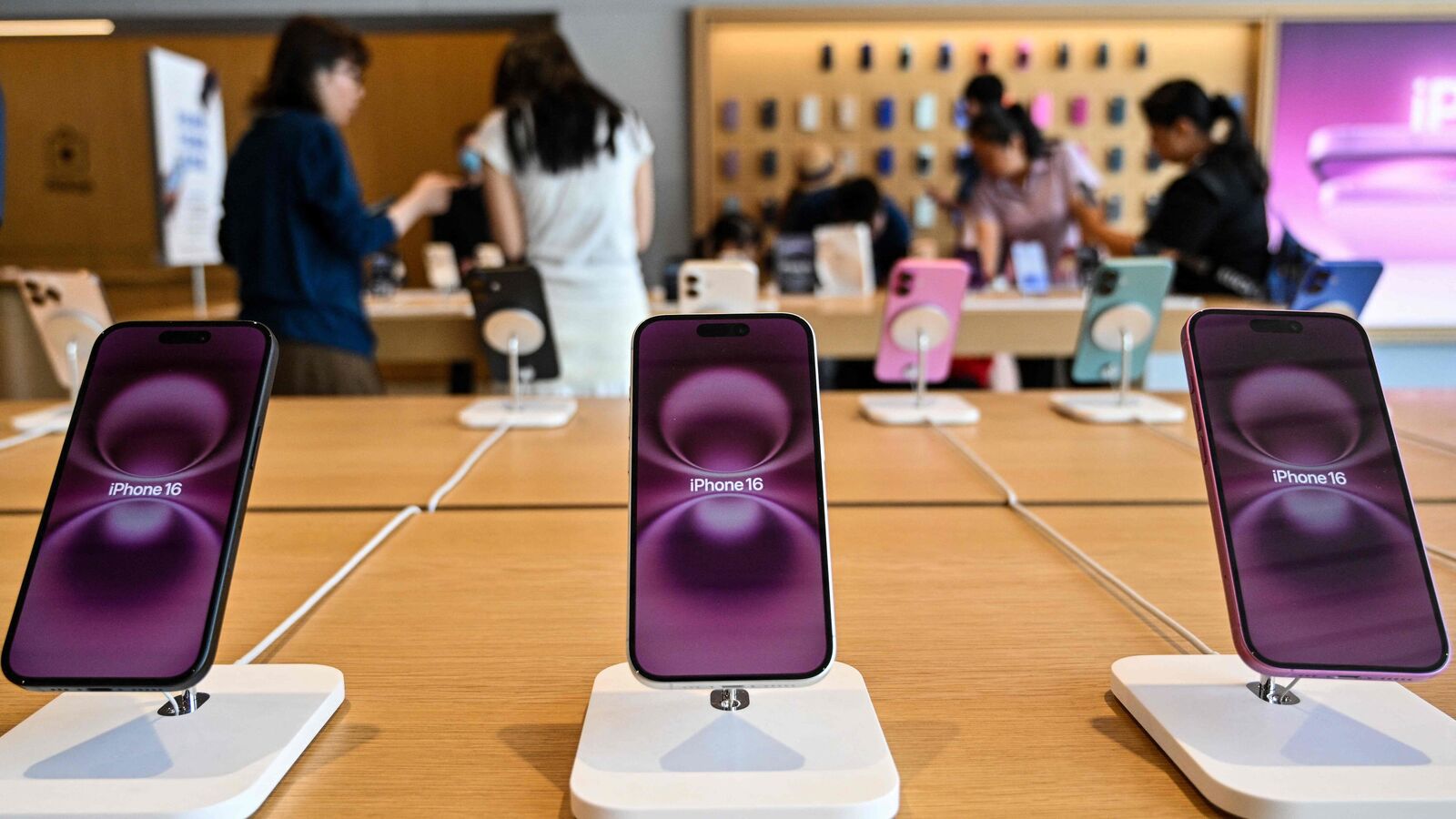 Apple bets on India to counter US-China trade spat, eyes 50 mn iPhones by 2028