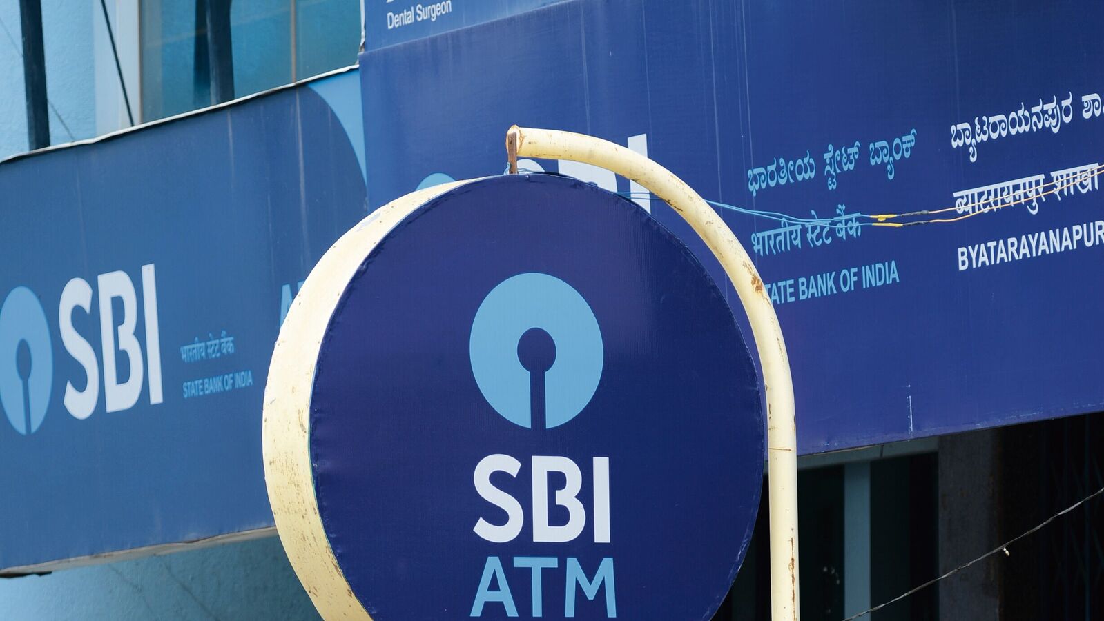 SBI down: Mobile banking, ATMs and more affected; here’s what the bank said…