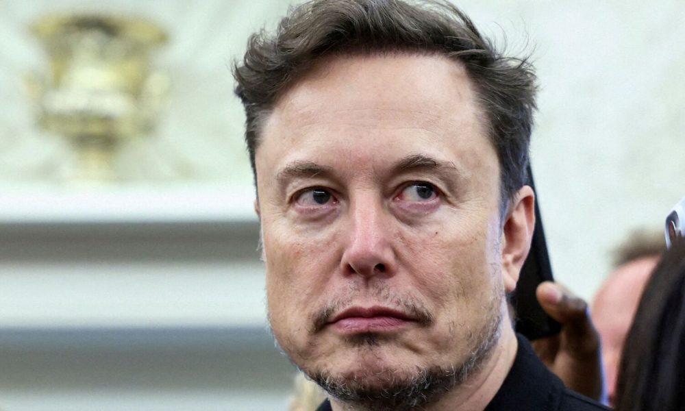 After string of outages, Elon Musk says he’s returning to 24/7 grind to fix X: ‘Will sleep in server rooms’