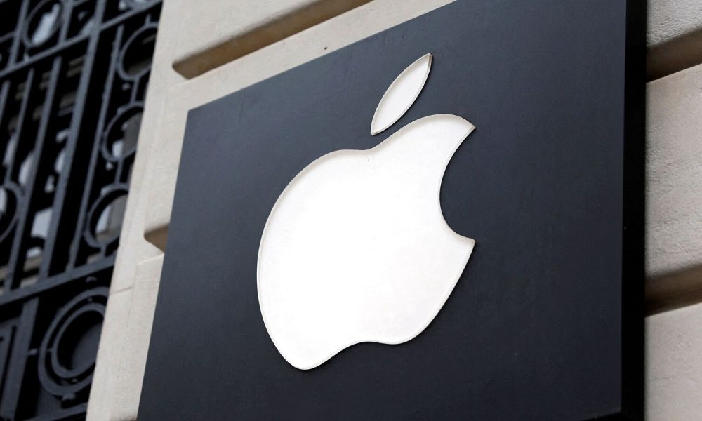 New lawsuit claims Apple withheld billions from developers by defying US court order