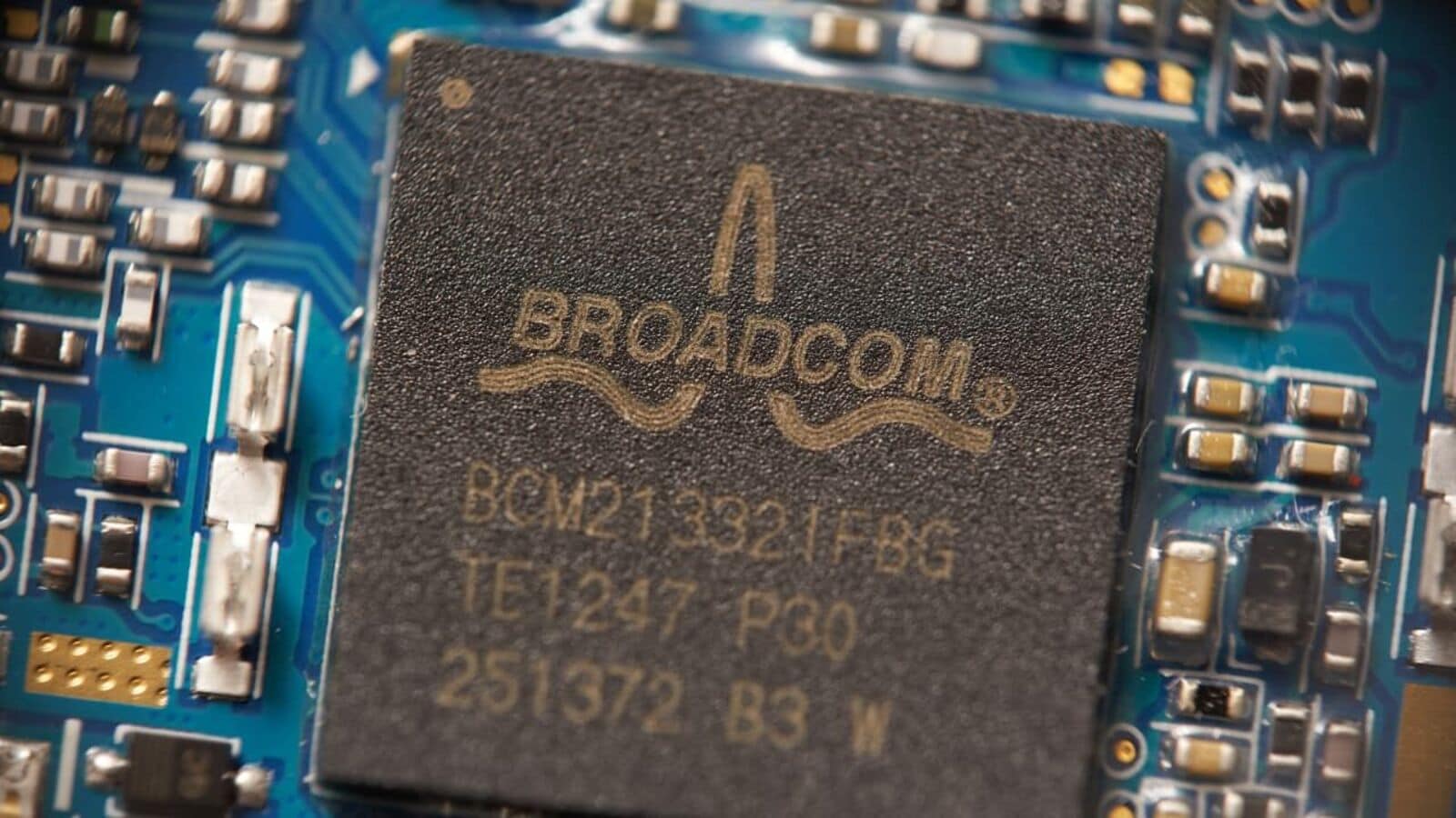Broadcom, the $1 trillion stock you shouldn’t ignore, makes AI investment case