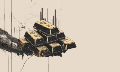 Gold dips as Trump delays Iran move, but tensions limit further losses