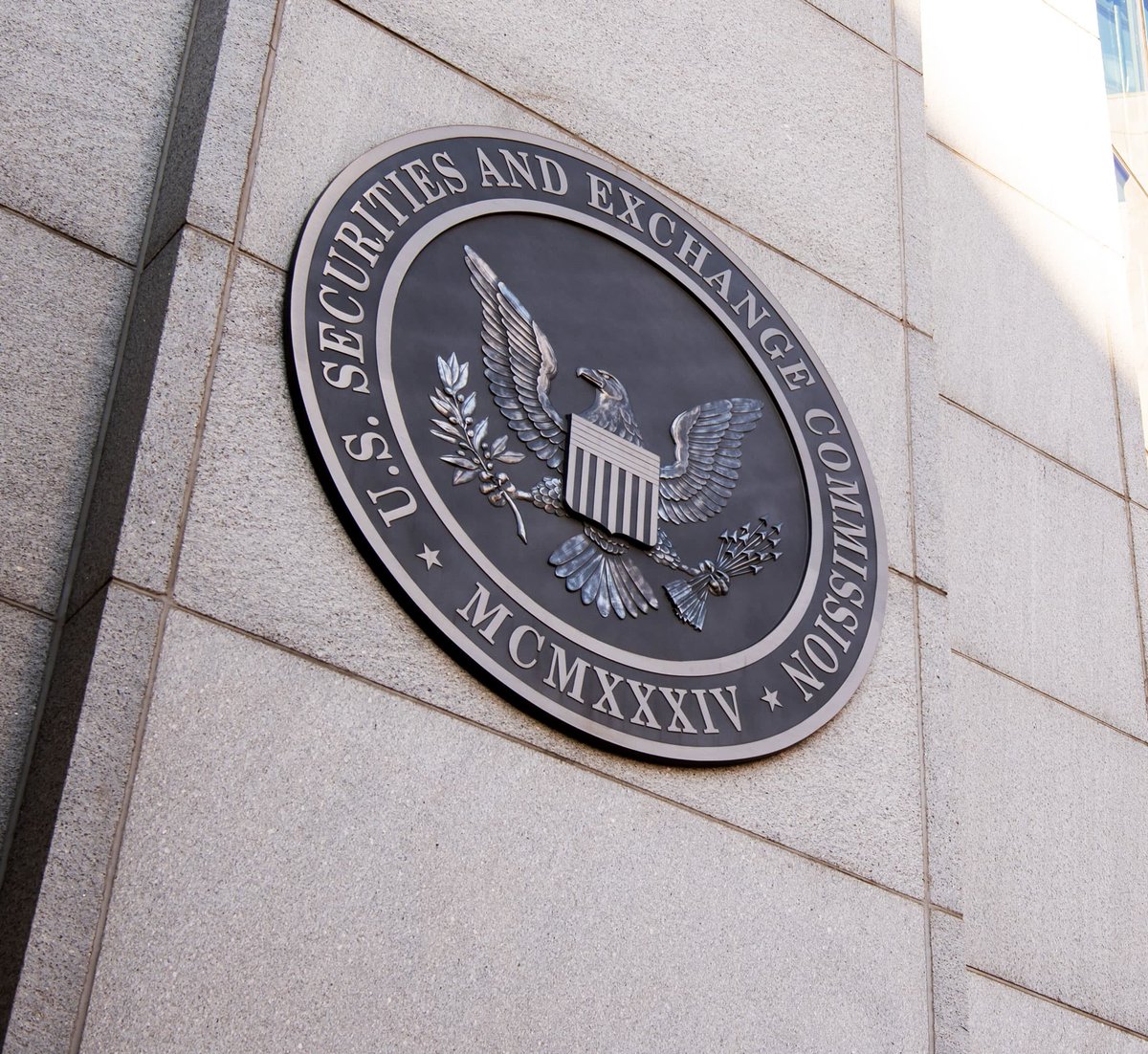 SEC Seeks Amended Filings, Puts Spot Solana ETFs on 3–5-Week Approval Path