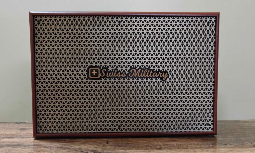 Swiss Military Retro 2.0 review: This speaker looks like a classic radio—and almost sounds like one too