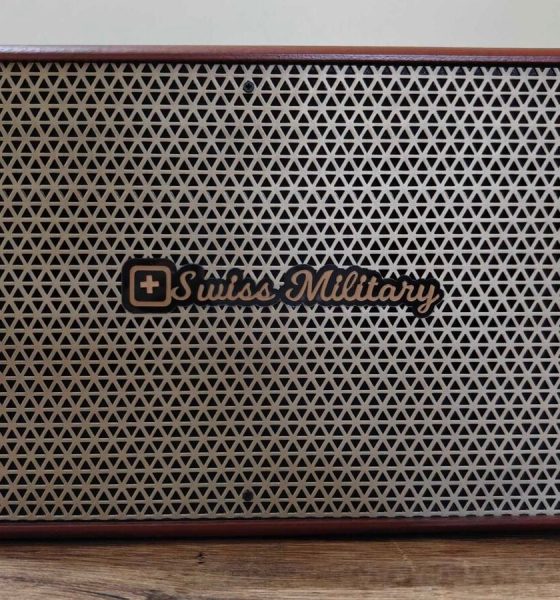 Swiss Military Retro 2.0 review: This speaker looks like a classic radio—and almost sounds like one too