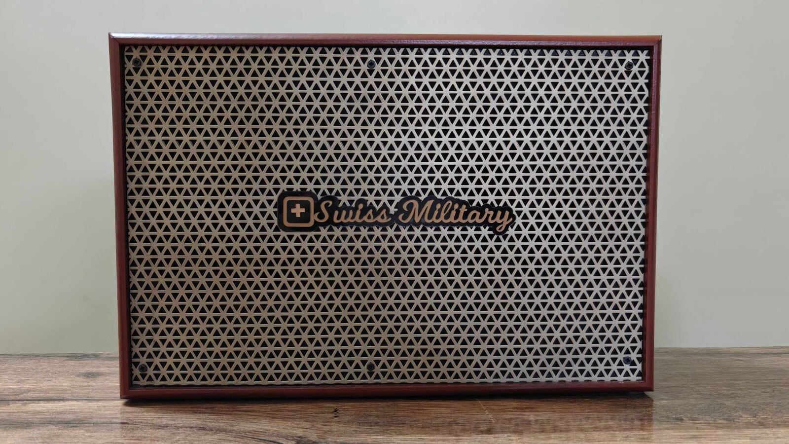 Swiss Military Retro 2.0 review: This speaker looks like a classic radio—and almost sounds like one too