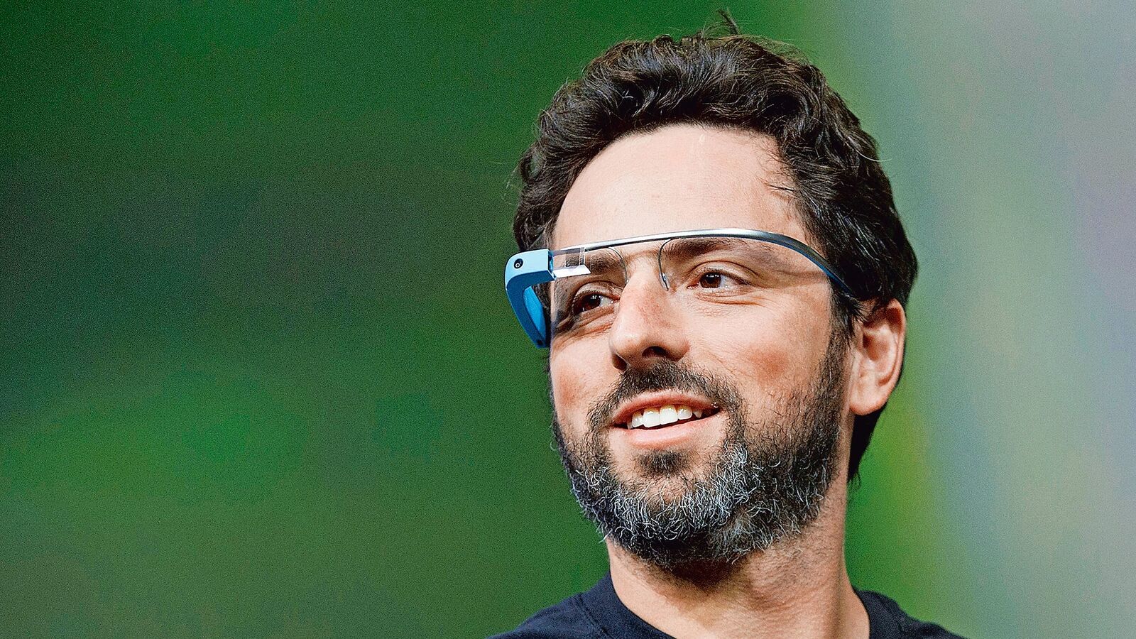 Weekly Tech Recap: Sergey Brin wants you to kidnap your AI, Notepad gets a major revamp and more