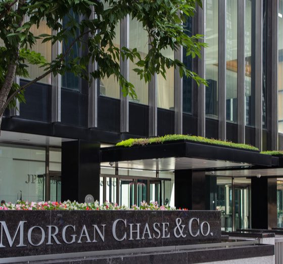 Coinbase and JPMorgan Chase partner for crypto integration