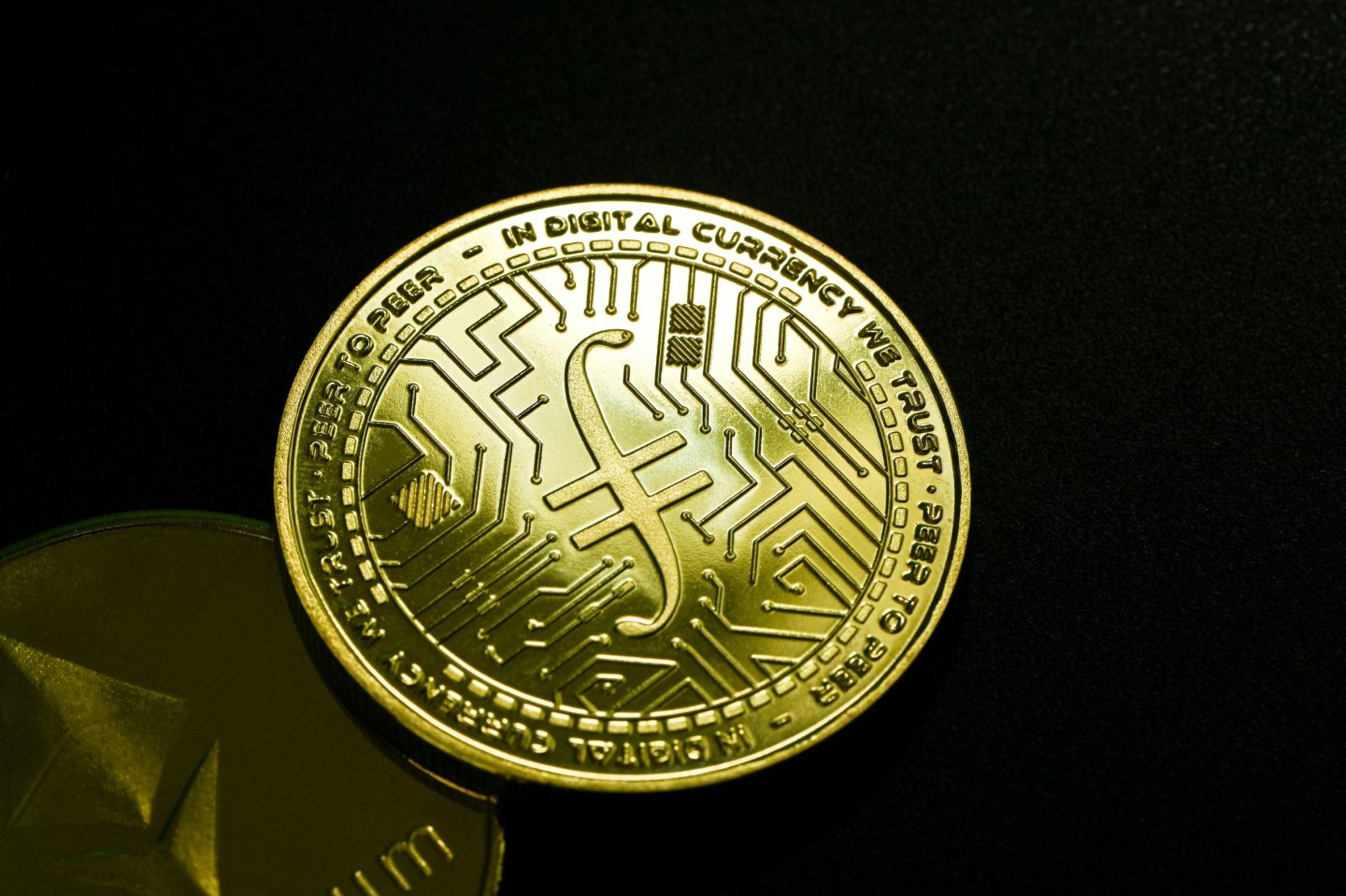 Goldman Sachs and BNY Mellon let institutions buy tokenised money market funds