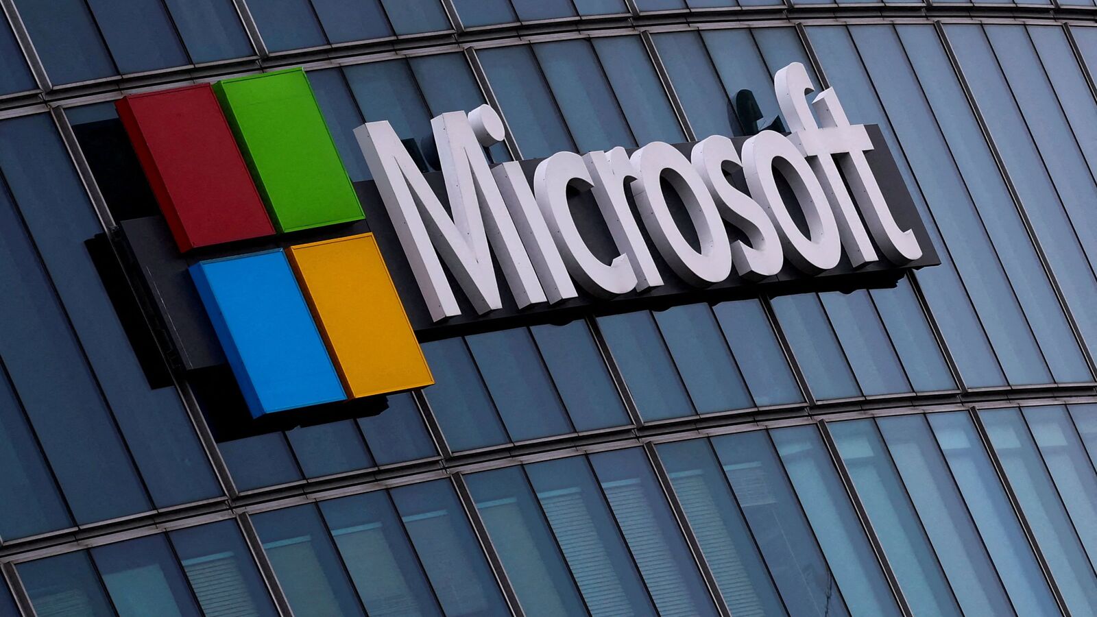 Microsoft claims its AI Diagnostic Orchestrator outperformed 21 doctors, got 85.5% of diagnoses right