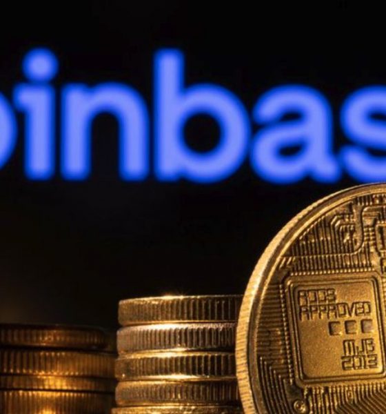 Trump Signs GENIUS Act, Launching First US Stablecoin Rules
