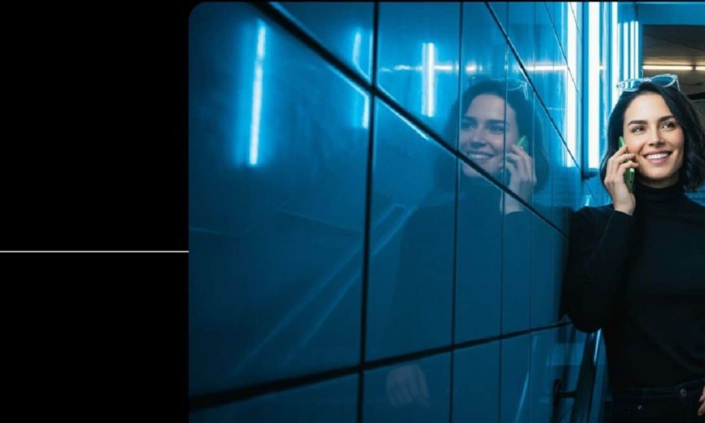 Google’s Gemini 2.5 Flash Image does it all – From blurring backgrounds to multi-image fusion