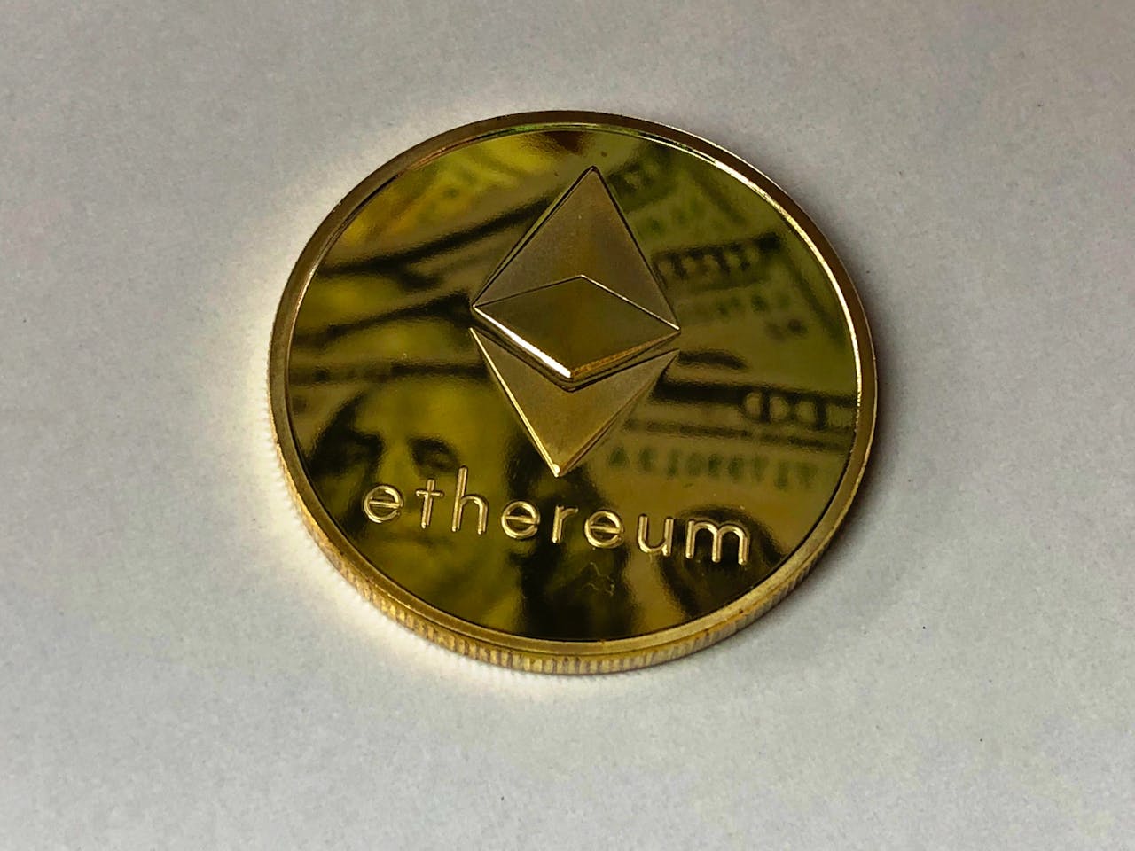 Ethereum Bear Market Signals Deepen as 2025 Losing Streak Revives 2018 Parallels