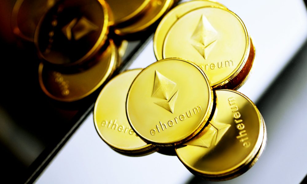 Trump-Backed WLFI Snaps Up 2,868 ETH, Sells $8M WBTC