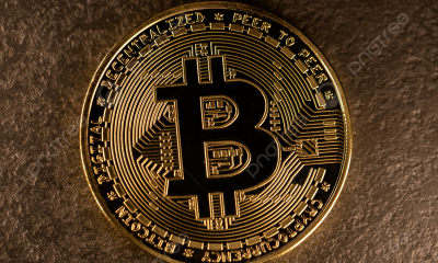 Weekend Trap? Bitcoin Enters Choppy Range As Critical Trend Line Holds Below