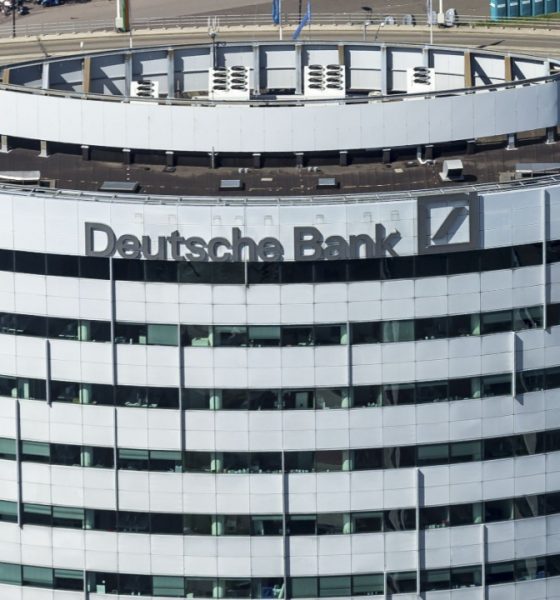 Deutsche Bank Warns Software Debt Faces AI Threat