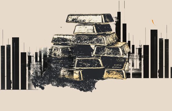 Gold holds above $5,000 amid safe-haven demand and Fed rate cut bets