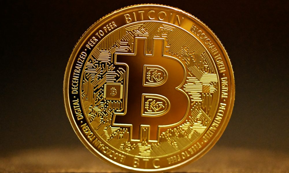 Bitcoin ETFs See Best Streak Since October As Inflows Hit $2.4B