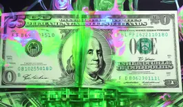 Americans Lose $2,100,000,000 in One Year As Social Media Scammers Hack Accounts, Target Victims With Ads: FTC