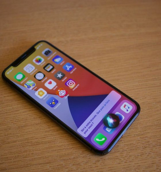 Apple agrees to pay $250 million to iPhone 15 and 16 users to settle lawsuit over missing Siri AI features