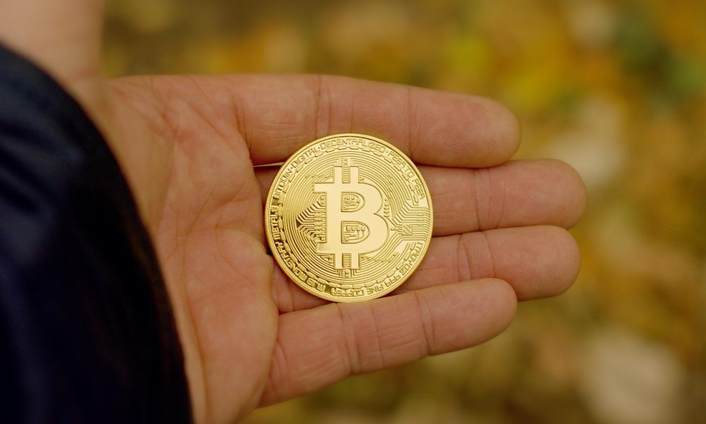 Bitcoin Price Breaks 14-Year Support For The First Time In History, Analyst Predicts $50,000 Target
