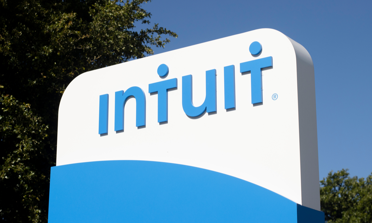 Intuit to Cut 17% of Workforce in Shift Toward AI